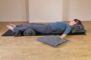 Restorative yoga shavasana haarlem