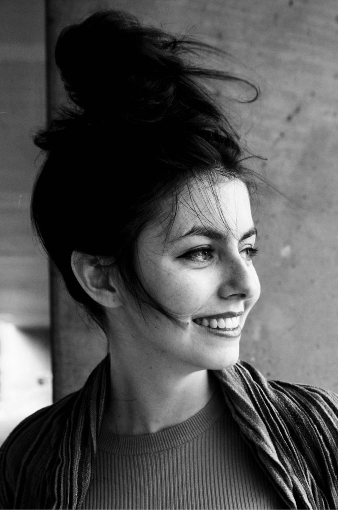 suzana-lascu-679x1024