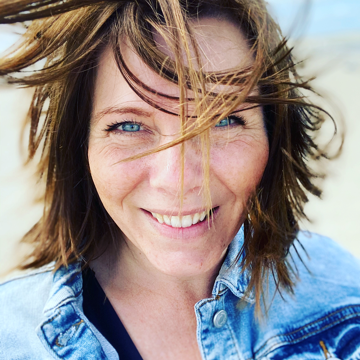 LinkedIn profielfoto door Renate Boere van Flashbackfotografie - Trudy Pannekeet