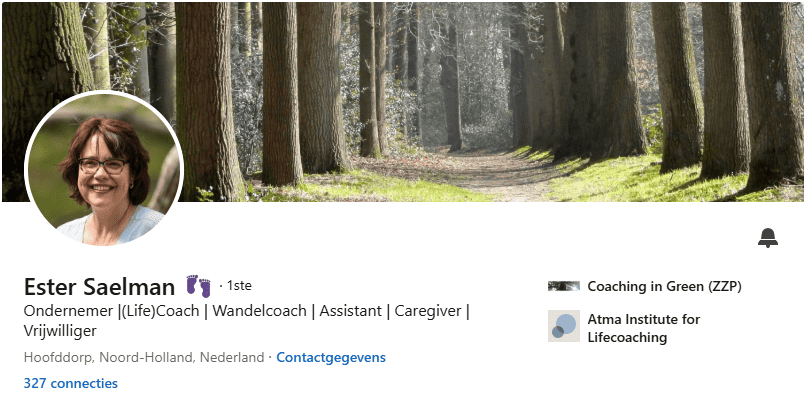 LinkedIn profielfoto buiten genomen past goed als je bijv wandelcoach bent 