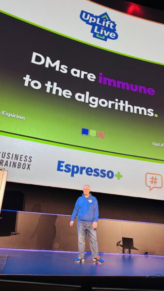 LinkedIn tips 2026: DM's are immune to the algorithm_John Espirian_Trudy Pannekeet