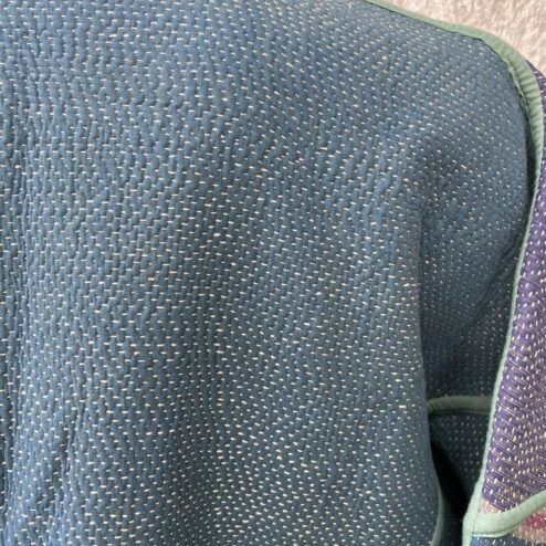 One of a kind kantha jas, elke jas is uniek. Gemaakt van antieke katoenen dekens uit India en reversible. Een echte eye catcher jas.Sustainable en upcycled en 100% katoen.