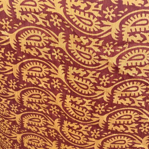 Superwijde broekrok gemaakt van vintage sari stoffen. Zwieren en zwaaien, dansen en schitteren. Elke broekrok is uniek er is er dus maar 1 in deze print!