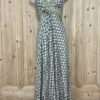 Schitterende zomerjurk, gemaakt van blockprint stof die geheel met de hand gestempeld is. Honderd procent katoen en past maat XS-XL .