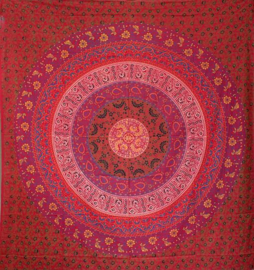 Mandala doek.Als strandkleed, sprei op het tweepersoons bed, doek voor op de bank, decoratie aan de muur. Met deze met de hyand gezeefdrukte doek uit India voeg je een prachtig item toe aan je bohemian interieur.